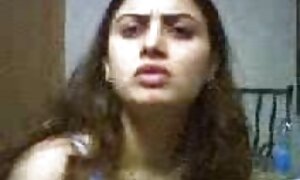 هوکر در جوراب های صورتی پاره شد عکس سکسی از کون کردن